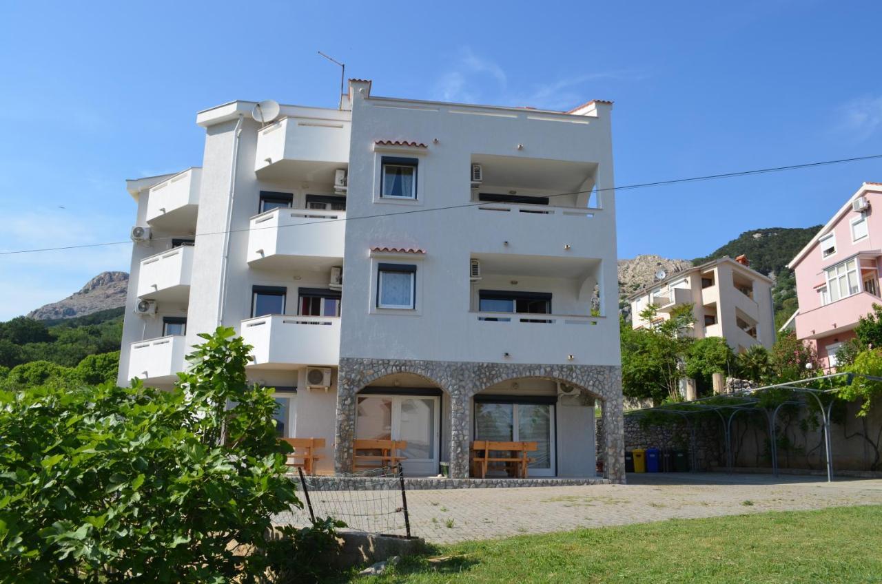 Apartments Leticia I Baška Exterior foto